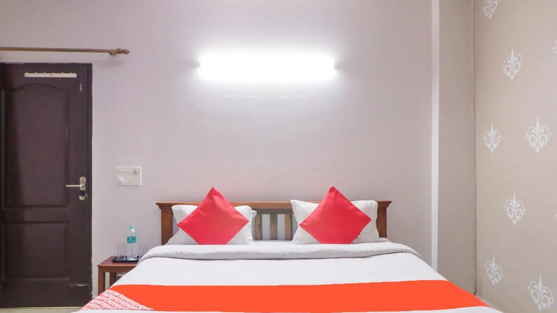 Hotel O Classy Inn نيودلهي 3*,