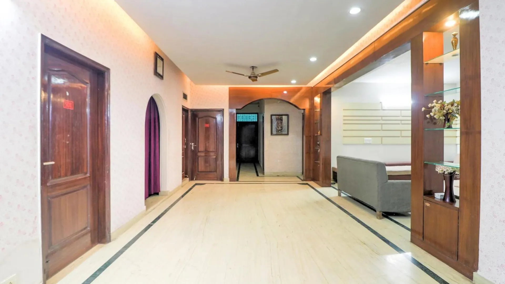 Hotel O Classy Inn New Delhi 3*,