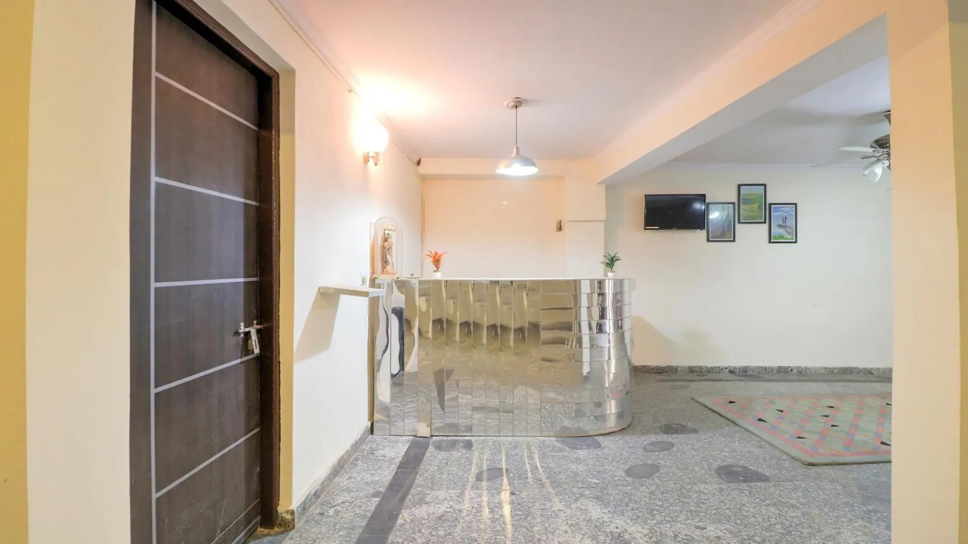 Hotel O Classy Inn New Delhi