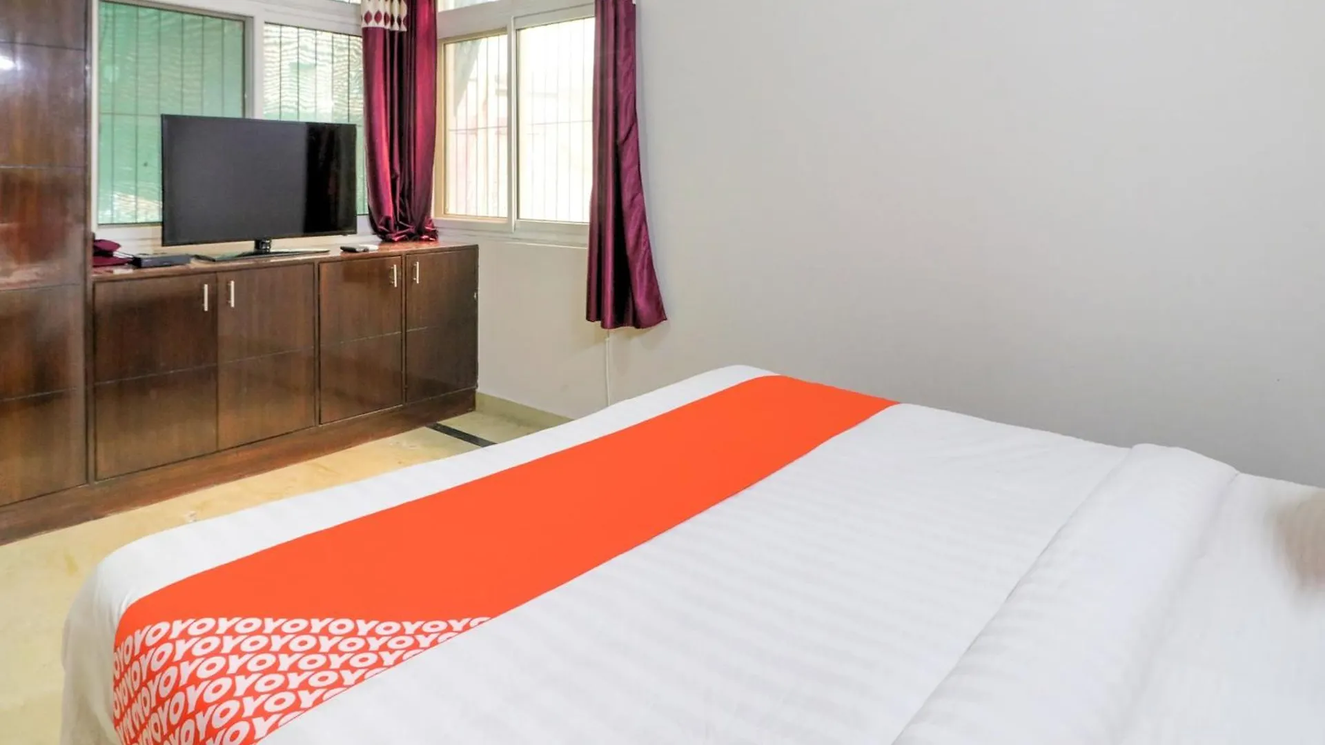 ***  Hotel O Classy Inn New Delhi India