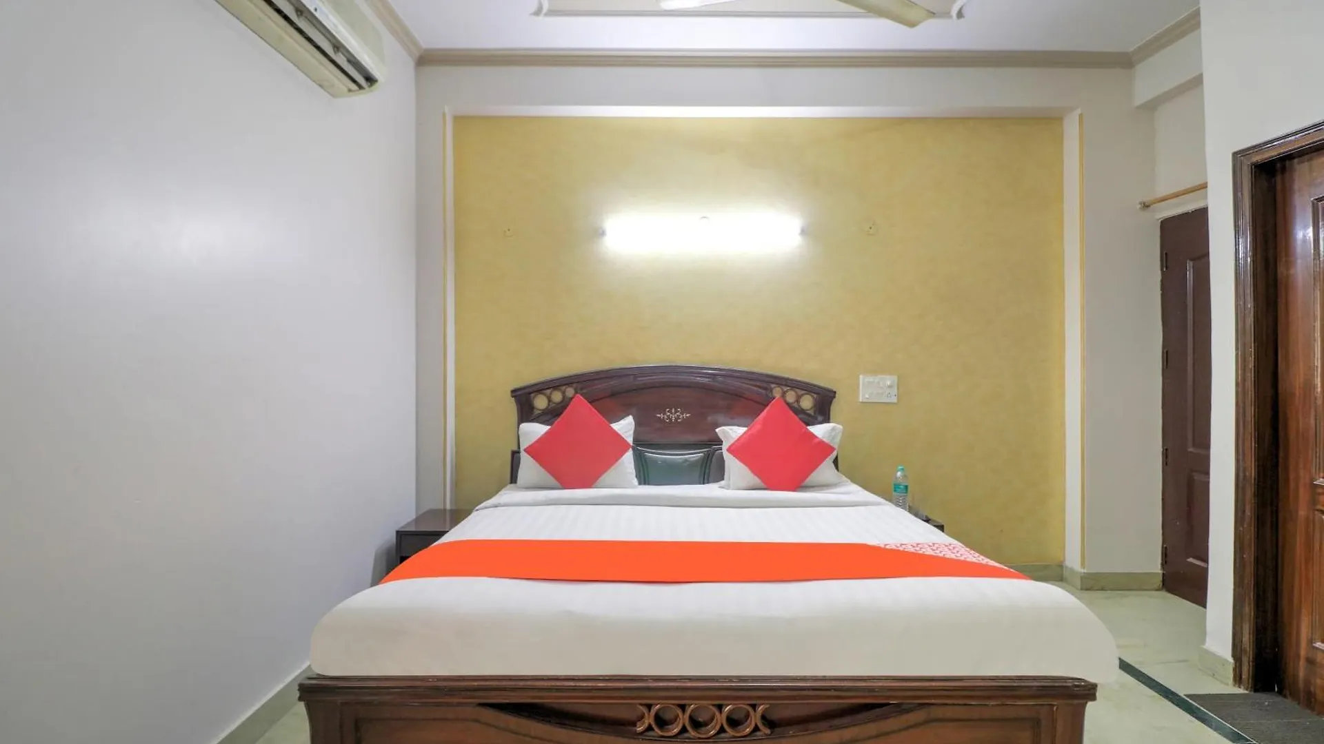 Hotel O Classy Inn New Delhi 3*,